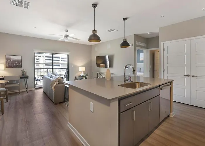Landing Chic 1bd Pool Gym