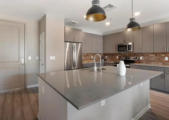 Landing Chic 1bd Pool Gym *