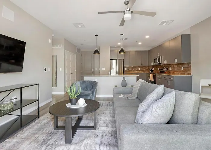 Landing Chic 1bd Pool Gym *
