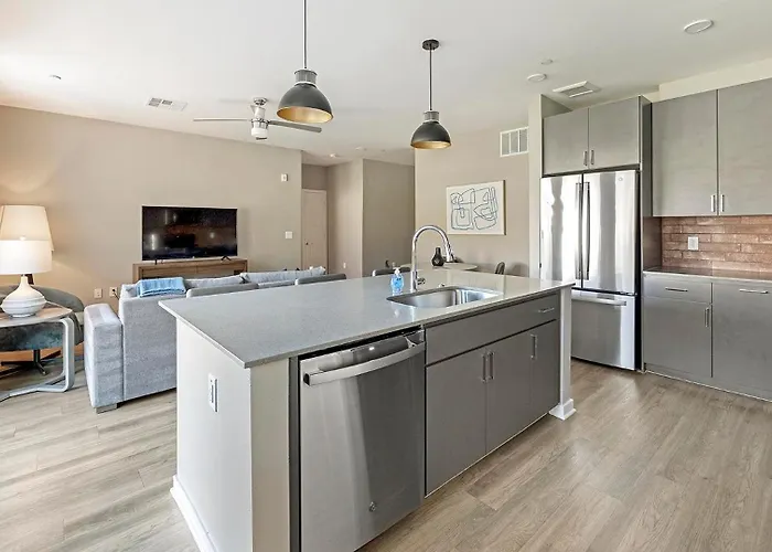 Landing Chic 1bd Pool Gym