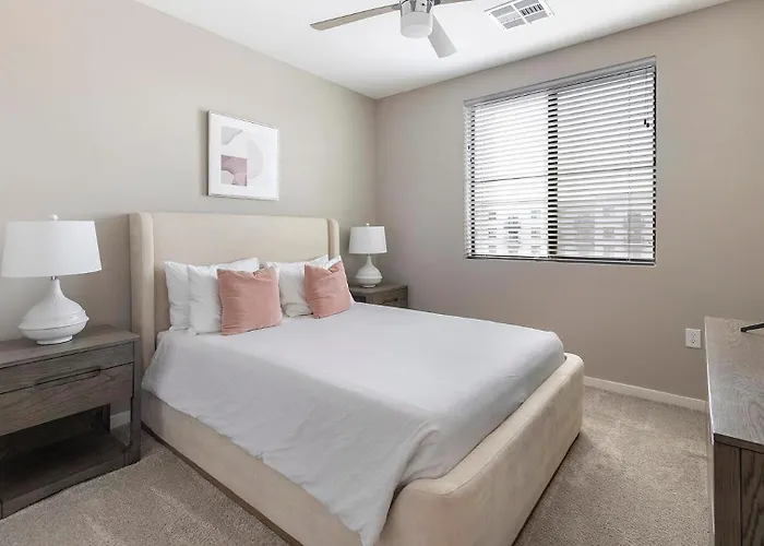 Landing Chic 1bd Pool Gym Apartamento Phoenix